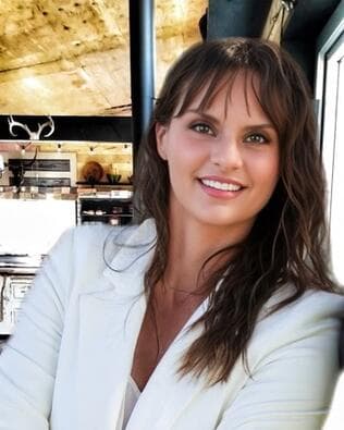 Michela Schwartz - Agent in Paso Robles, CA
