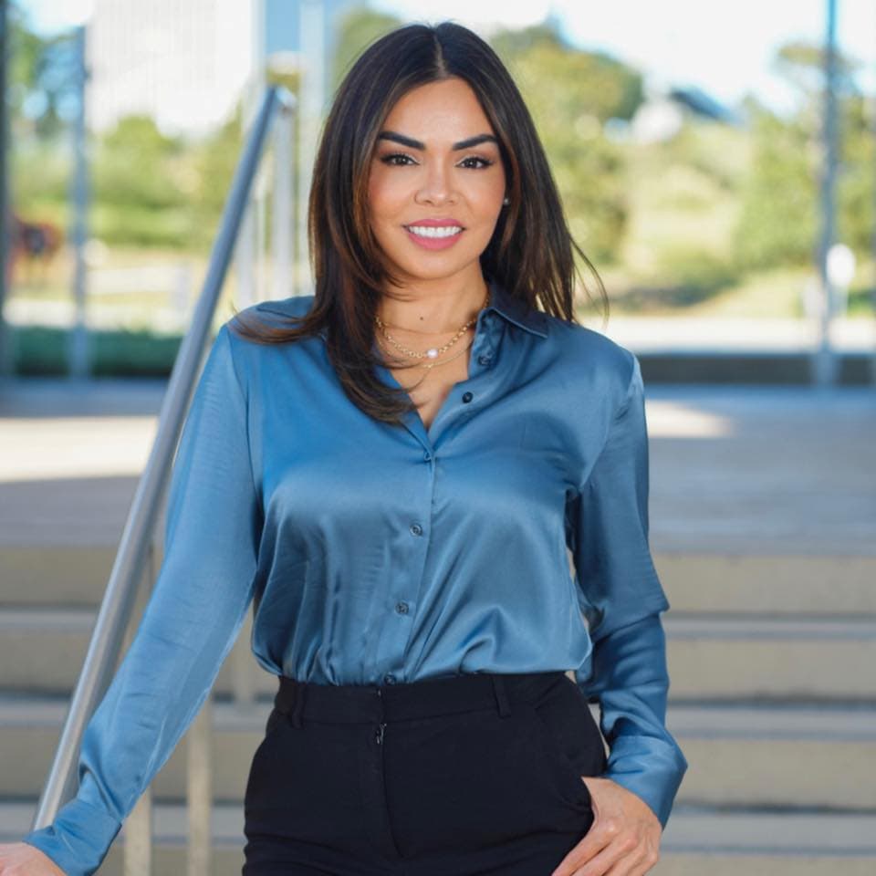 Veronica Uriarte - Gallery Photo