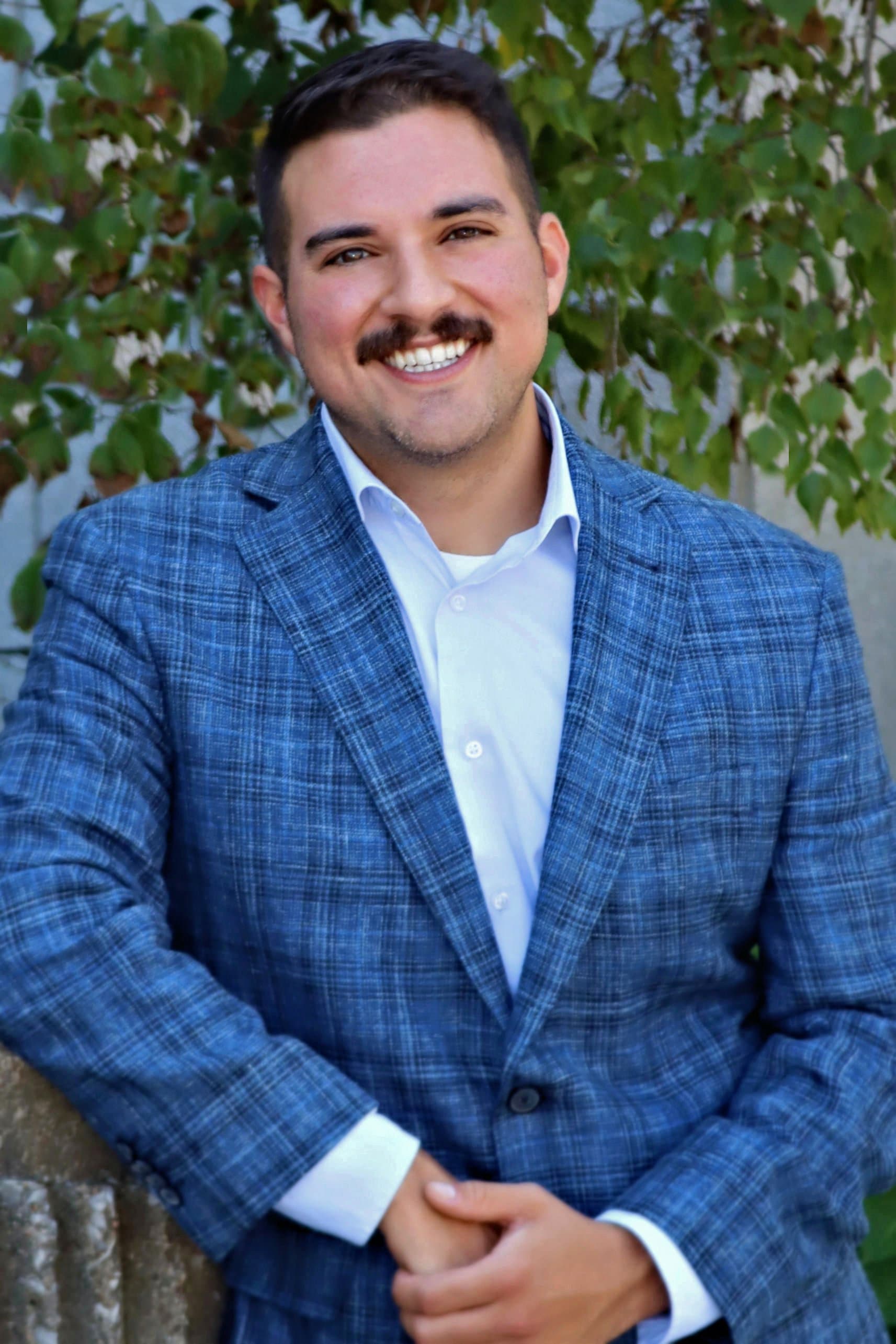Valentino Moreno - Sales Associate in Leawood, KS