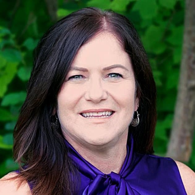 Theresa Elie - Lic. Re Salesperson in Penfield, NY