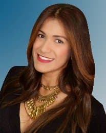 Claudia Aparicio - Agent in FL