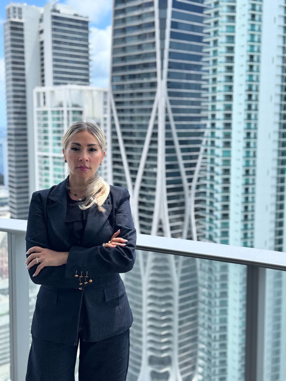 Leonora Goldman Pa - Realtor in Aventura, FL