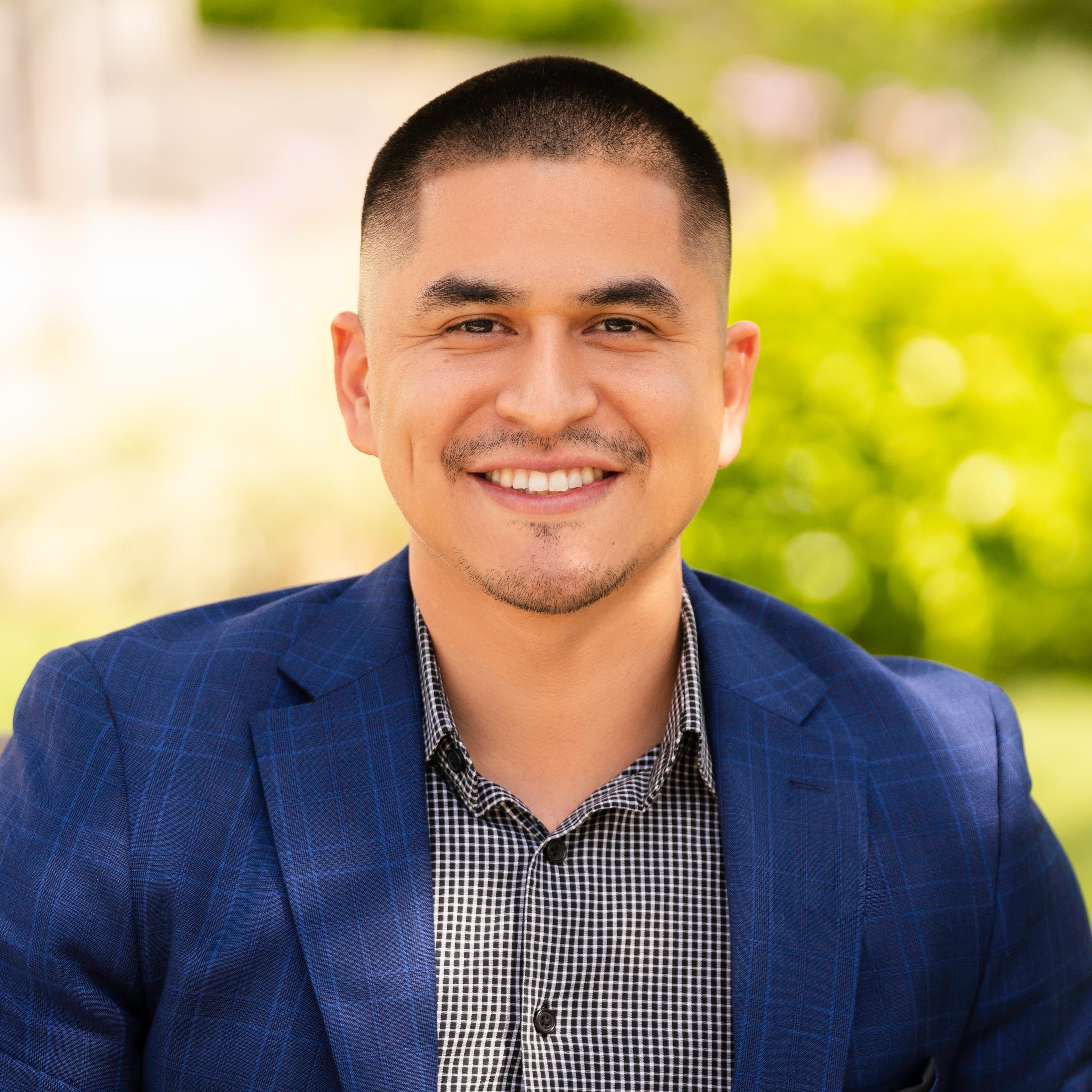 Fernando Gutierrez Gonzalez - Agent in Oxnard, CA