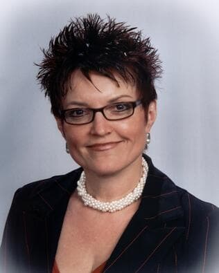Anna Watts Miller - Agent in Lancaster, CA