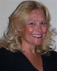 Caroline Merz - Sales Associate in Grand Haven, MI