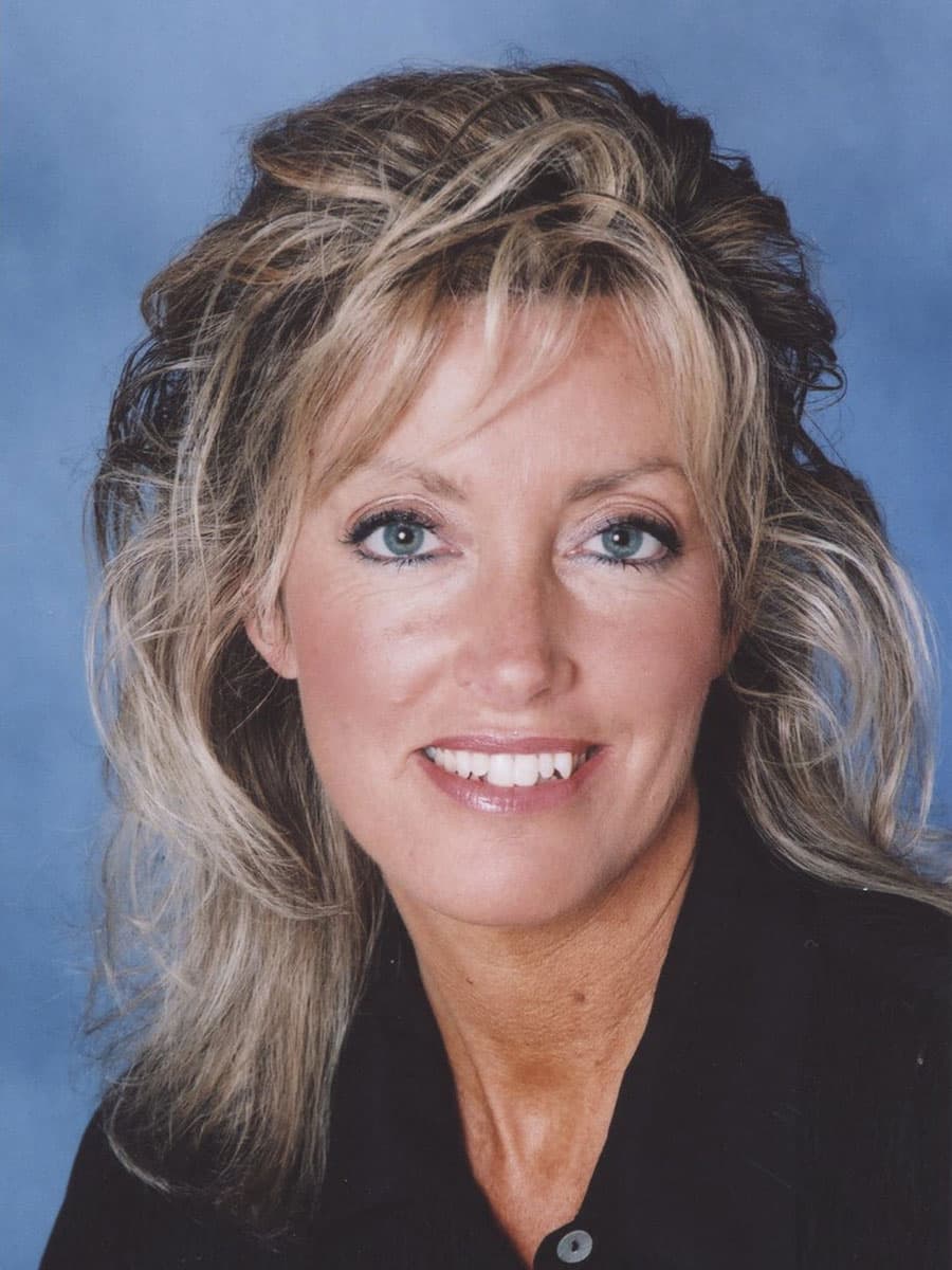 Michele Schneider - Sales Associate in Windham, NH
