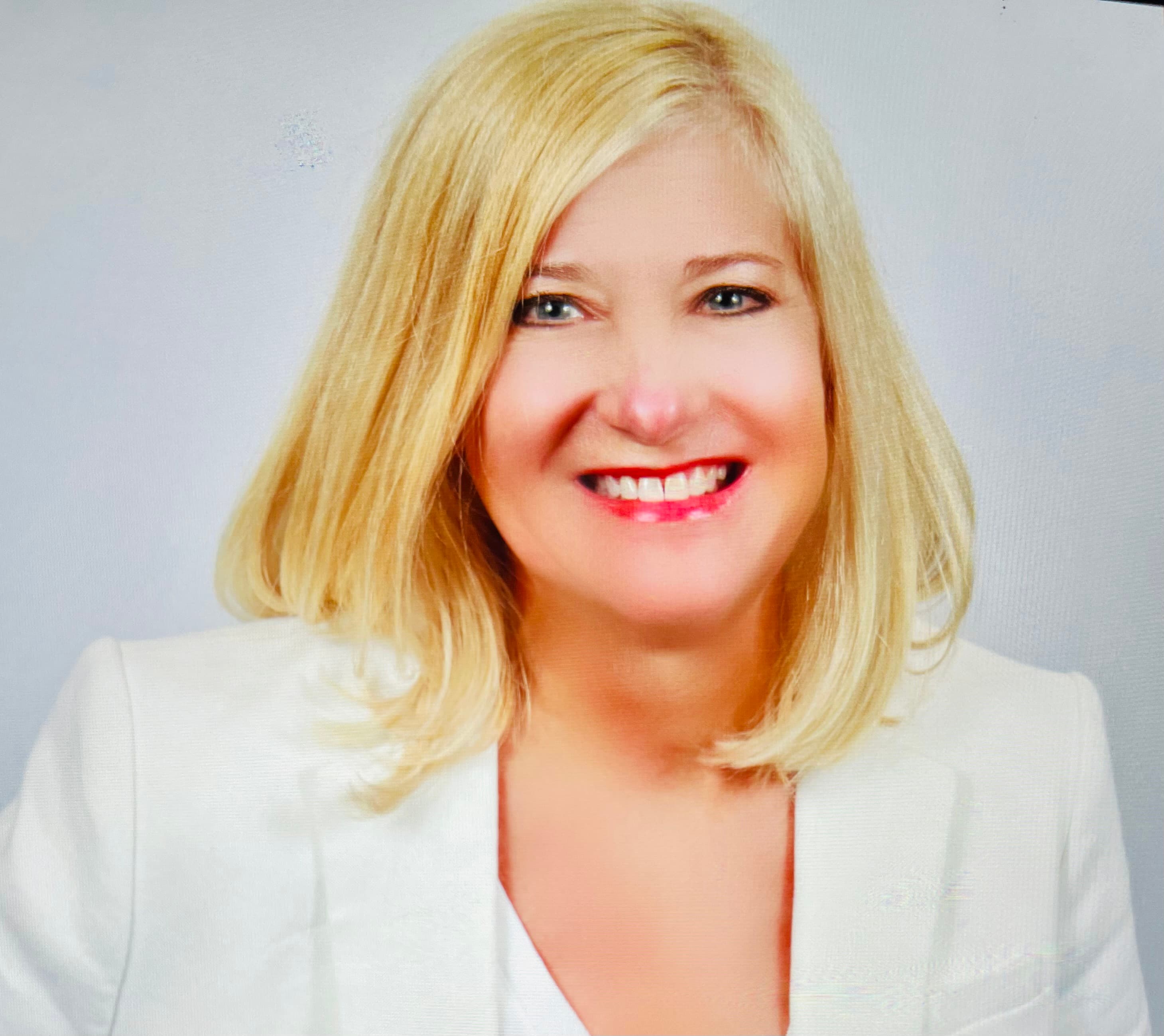 Joanne Schultz - Licensed Real Estate Salesperson in Pittsburgh, PA