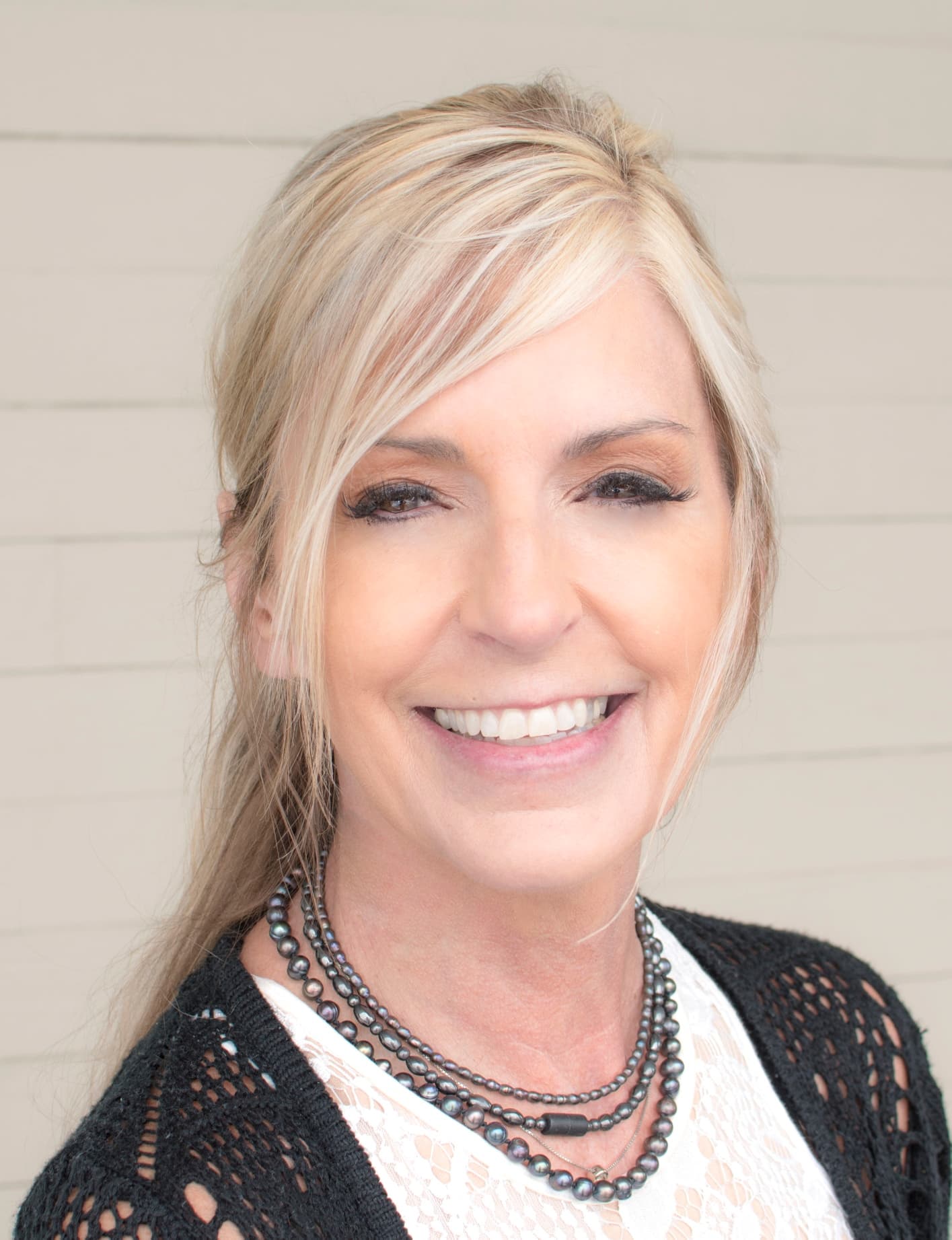 Roberta E. Schwantes - Licensed Real Estate Broker in East Wenatchee, WA