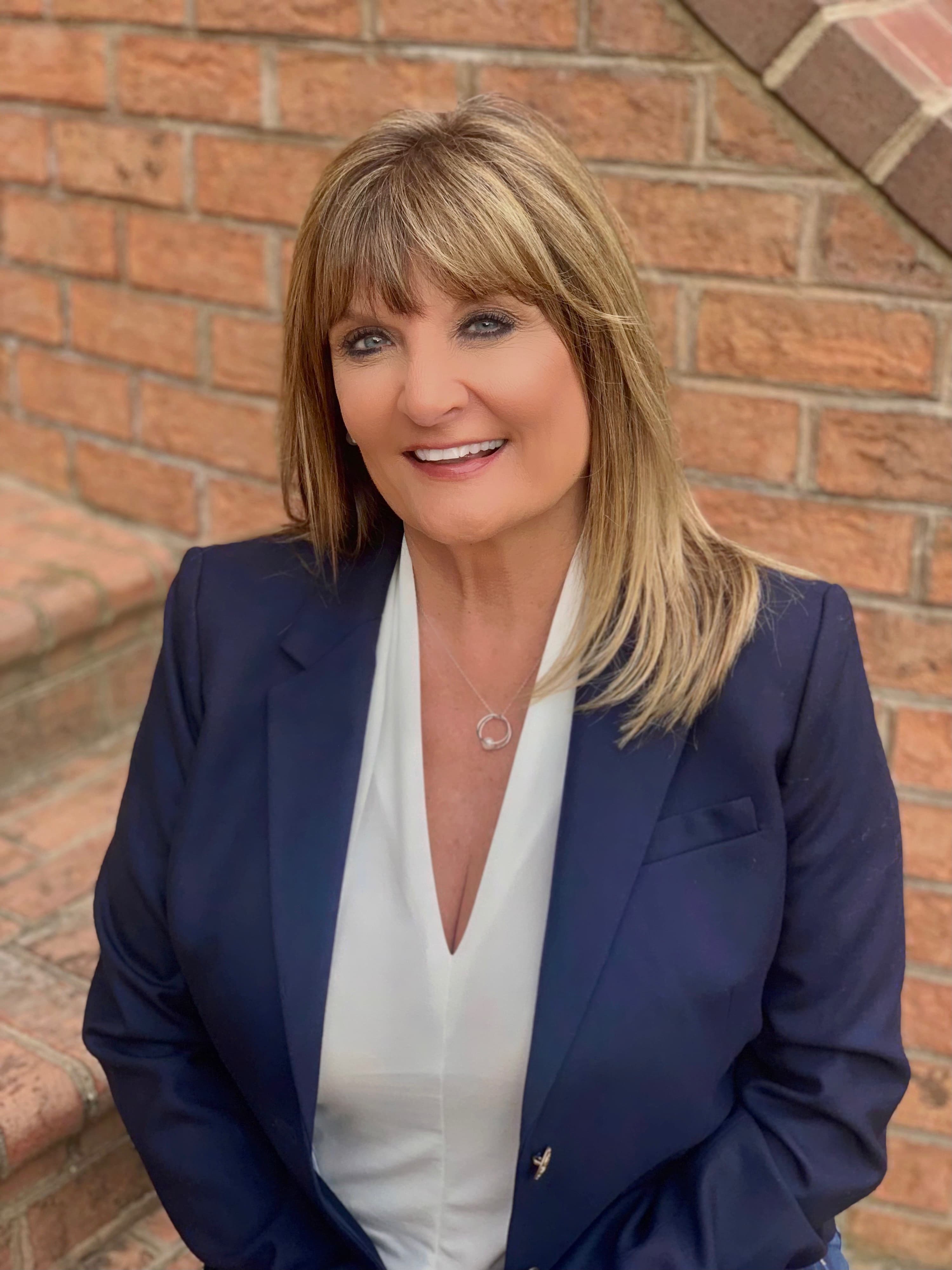 Tammy Hill - Sales Associate in Onancock, VA