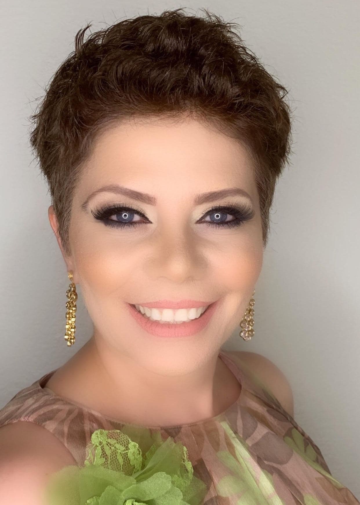 Odeta Zograbyan - Real Estate Consultant in La Crescenta, CA