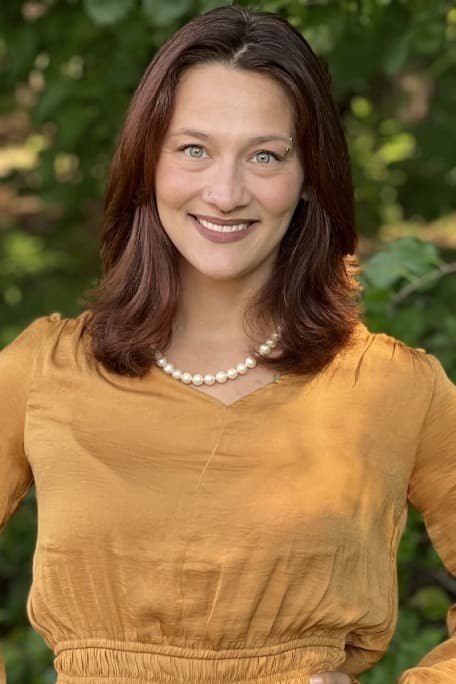 Elaine Rose - Sales Associate in Worcester, MA