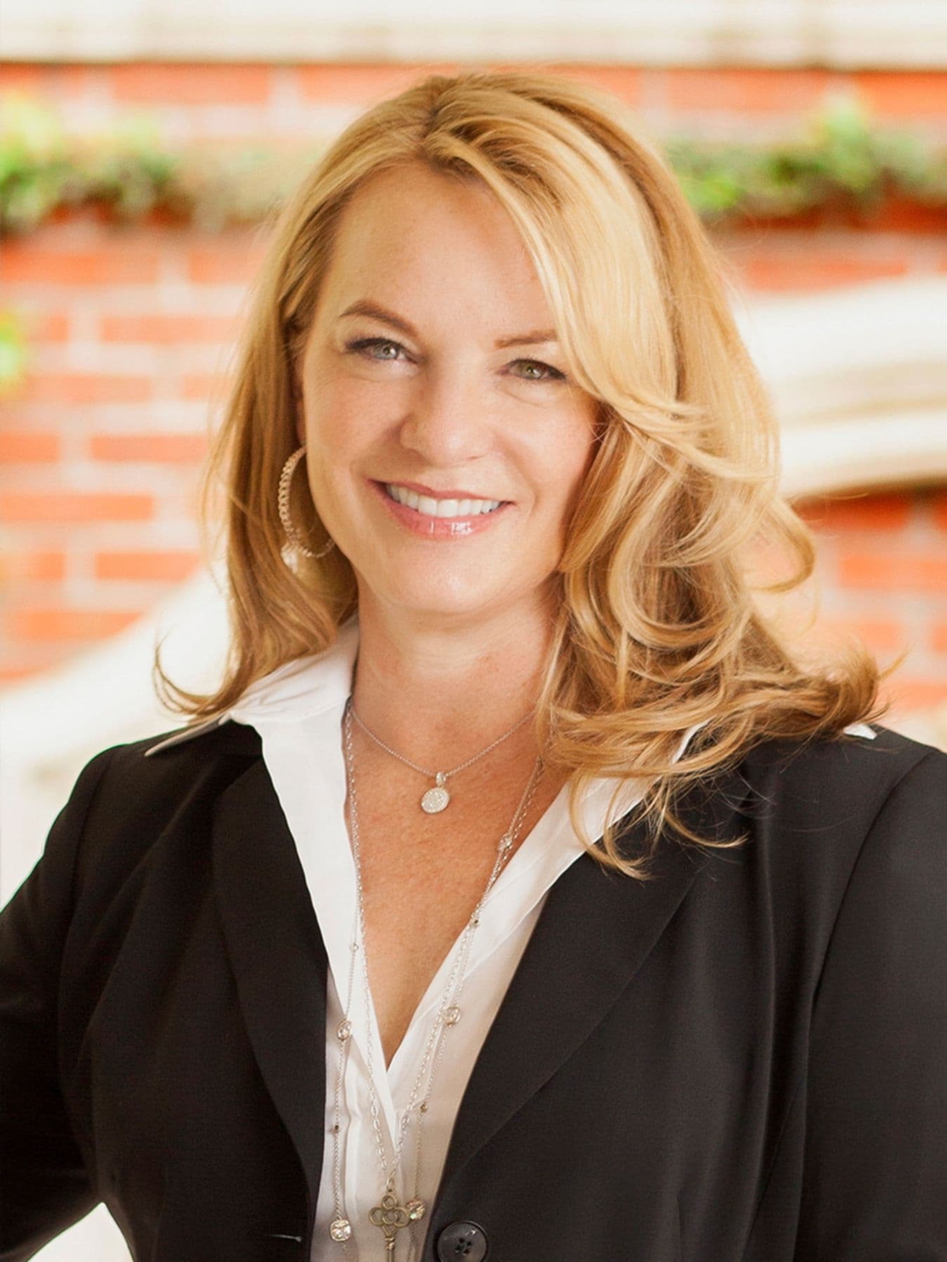 Augusta Anne Sanborn - Real Estate Professional in Los Angeles, CA