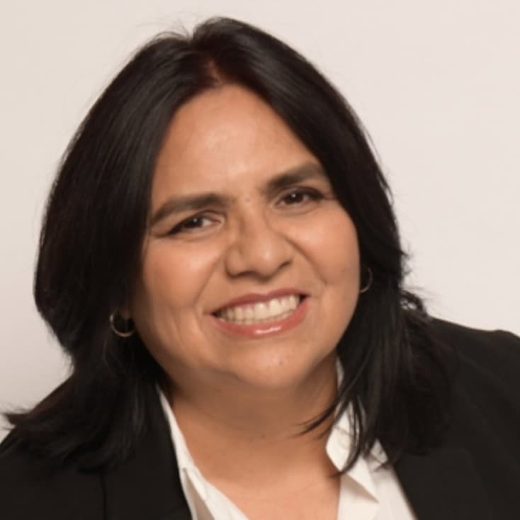 Angelica Calderon - Real Estate Agent in Downey, CA