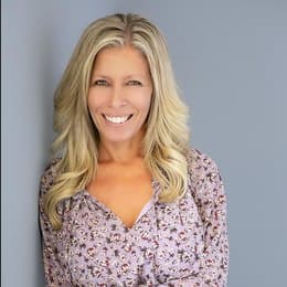 Tracy Pedevilla - Agent in Valencia, CA