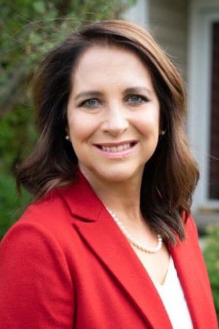 Vivian Zegarra - Salesperson in Moorestown, NJ