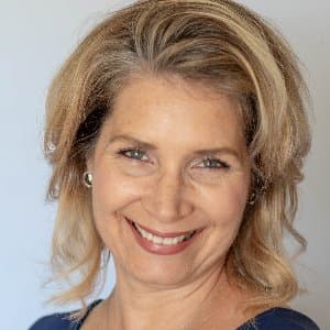 Christine Armendariz - Associate in Los Alamitos, CA