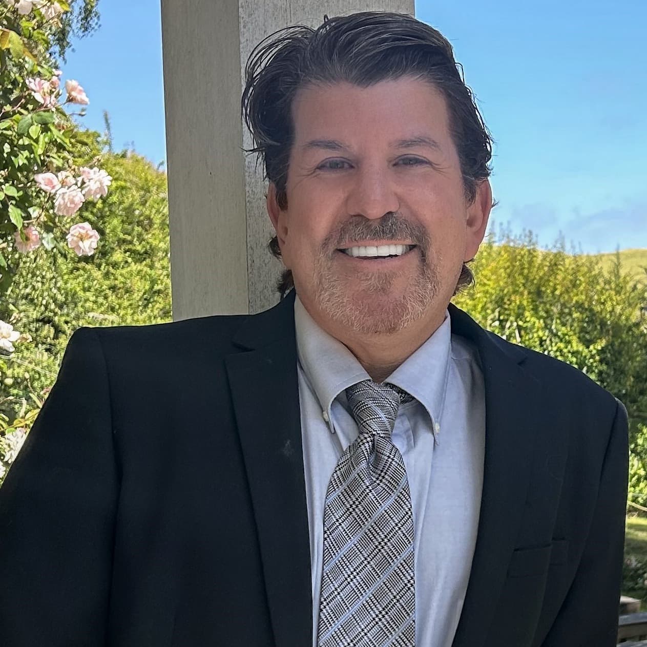 Erik Blau - Associate in Huntington Beach, CA