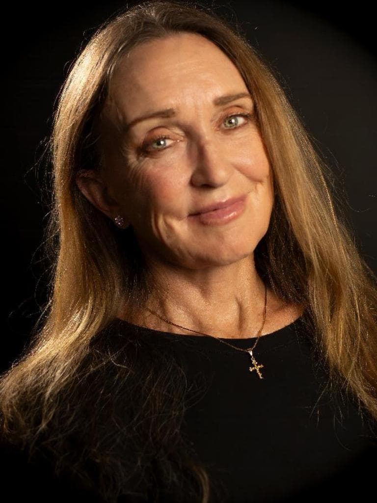 Paula Beamer - Sales Associate in Kamuela, HI