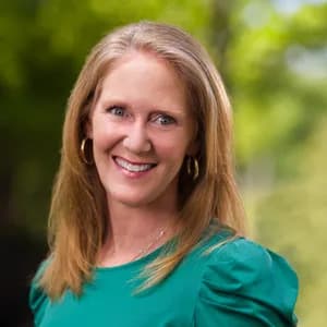 Trish Sweeney - Realtor in Bethesda, MD