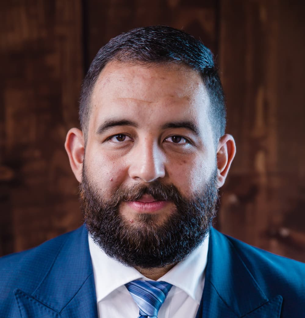 Ismael Navarro - Realtor in Santa Monica, CA