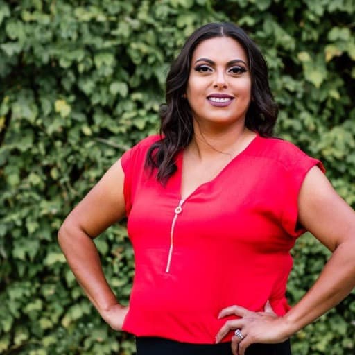 Mayra Ruiz - Agent in Dallas, TX