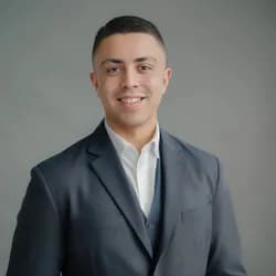 Elijah Rivas - Licensed Real Estate Salesperson in Smithtown, NY