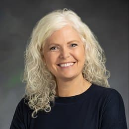 Natalie R. Bubak in Lincoln, NE
