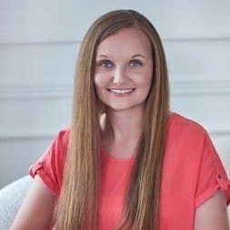 Casey Beth Elkins - Managing Broker in Scottsburg, IN
