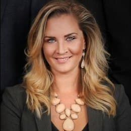 Rebbecca Mccall - Broker in Concord, NC