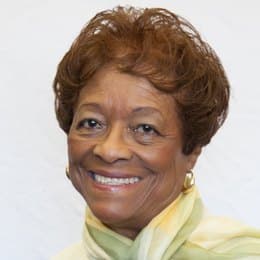 Evelyn Arnold - Broker/Owner in Lynwood, CA