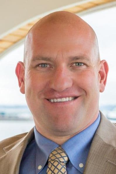 Tyler Echelbarger - Broker in Edmonds, WA