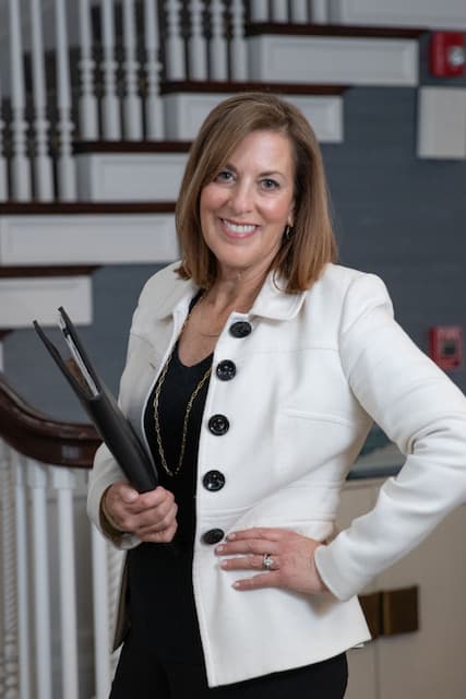 Elyse Marsh - Licensed Real Estate Salesperson in Wellesley, MA