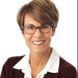 Joann Dickinson - Broker/Owner in Lake Arrowhead, CA