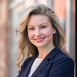 Andrea Gardiner in Dadeville, AL