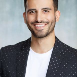 Sasoon Iessagholian - Broker in Glendale, CA