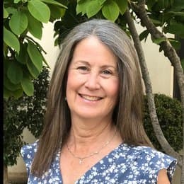 Lorri Pride - Broker/Owner in Willows, CA