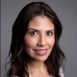 Stephany Perez - Agent in Katy, TX
