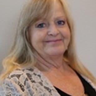 Erin La Rue - Broker in Newport, WA