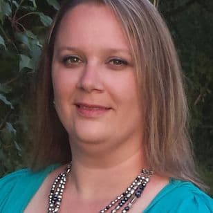 Lisa Sears in Garnett, KS