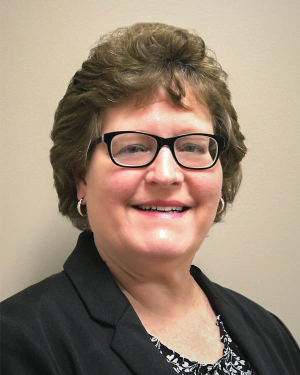 Sandie Smith in Hoopeston, IL