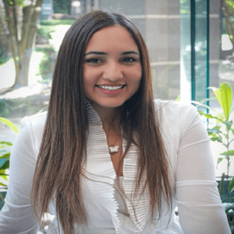 Esmeralda Gonzalez - New American Funding - Sr. Loan Consultant | NMLS # 1829725