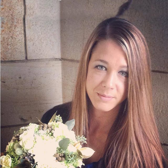Leslie Query - Movement Mortgage - Loan Officer