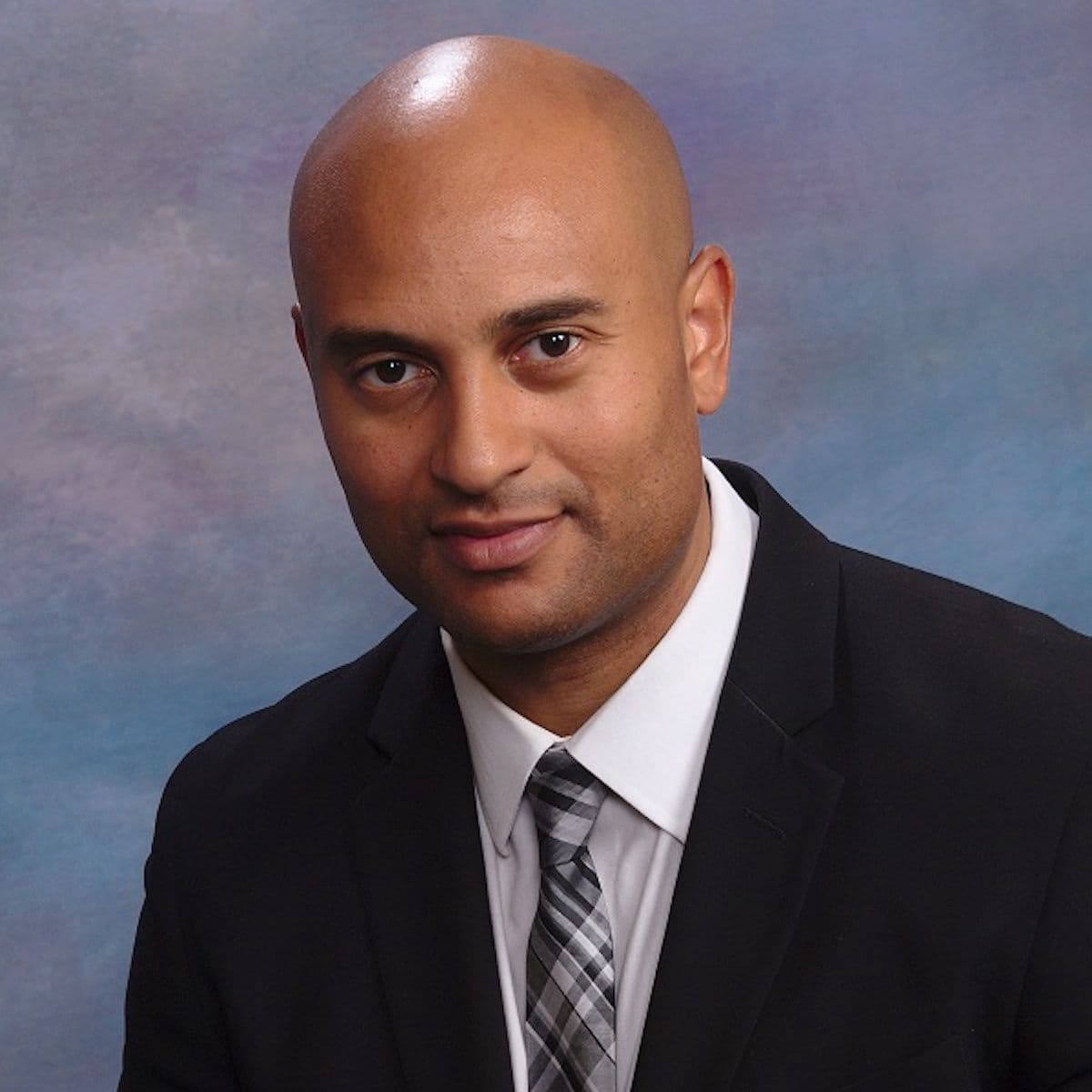 Charles Kalonji - Loan Consultant | NMLS # 694757