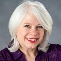 Beth Santella - Senior Loan Officer in Quincy, MA