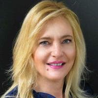 Julia Curto - Director Of Executive Sales | NMLS# 55062 in Melville, NY