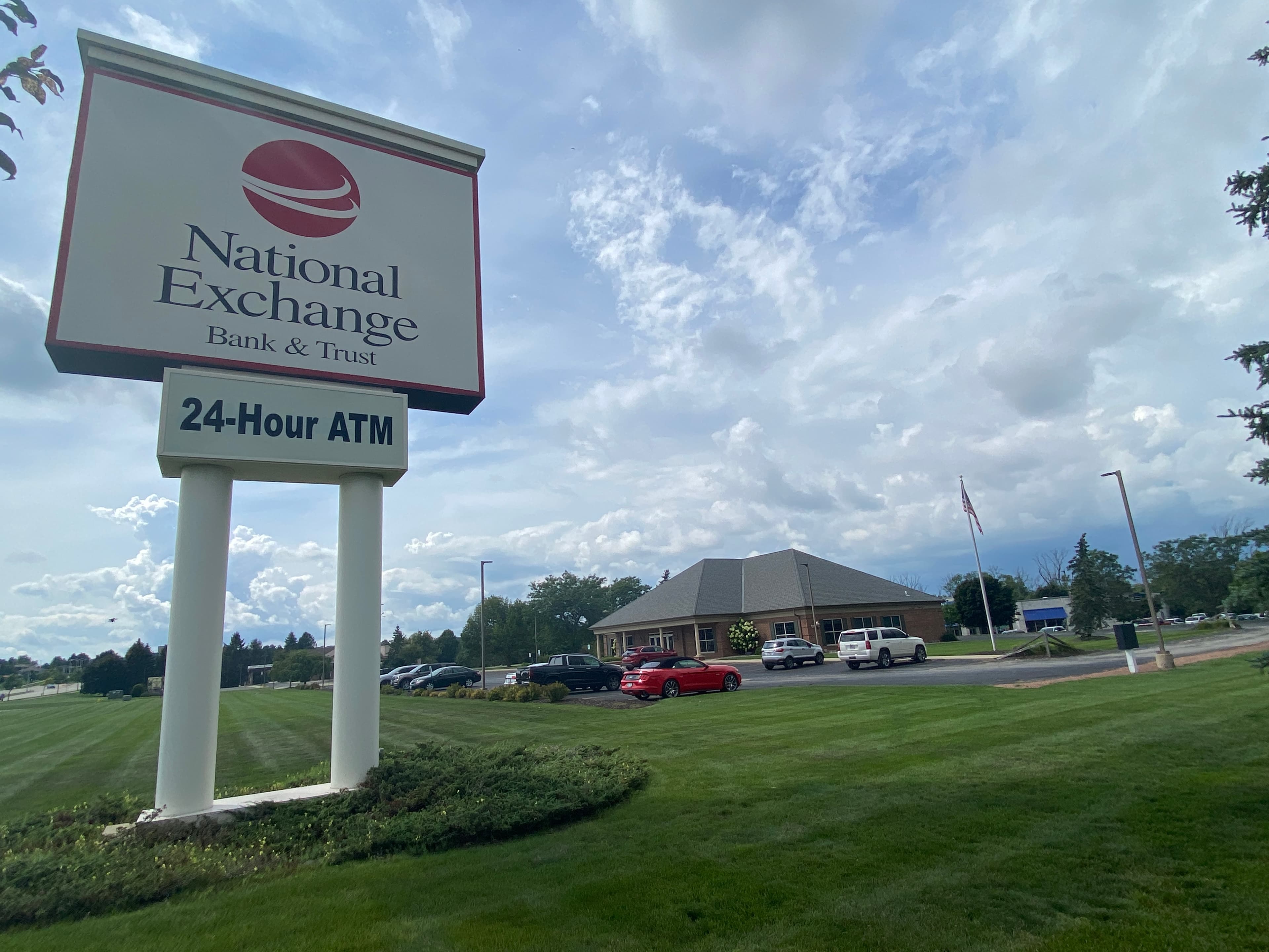 National Exchange Bank & Trust - West Bend - Gallery Photo
