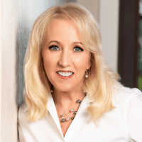 Carrie Nash - Sr. Loan Officer | NMLS# 257344 in Louisville, CO