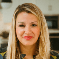 Caryn Grafton - EVP | National Retail Sales Manager, Sr. Loan Officer | NMLS ID #312906 in Leesburg, VA