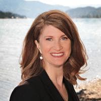 Nicole Walker - Loan Officer | NMLS # 116574 in Bellingham, WA
