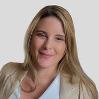 Jennifer Marie Smith at CrossCountry Mortgage - Branch Manager | NMLS #1215018 in Orlando, FL